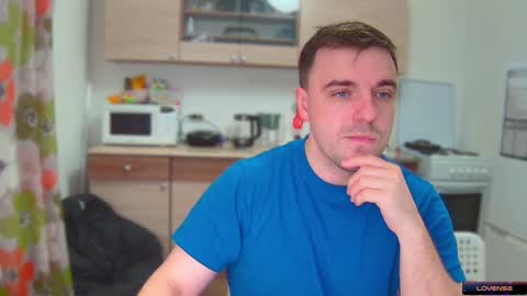 Snapshot of dosilasa chatting on 12.25.24 Sasha online show from 12.25.24