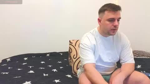 Snapshot of dosilasa chatting on 02.14.25 Sasha online show from 02.14.25