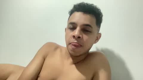 Snapshot of dotadinha chatting on 03.08.26 dotadinha online show from 03.08.26