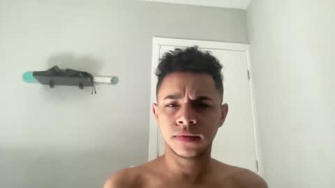 Snapshot of dotadinha chatting on 03.24.26 dotadinha online show from 03.24.26