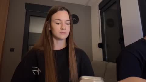 Snapshot of double_sun chatting on 09.21.25 Alice and Mark online show from 09.21.25