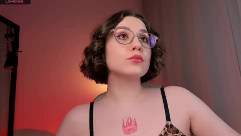 Eva ana Liza online show from 02.24.25