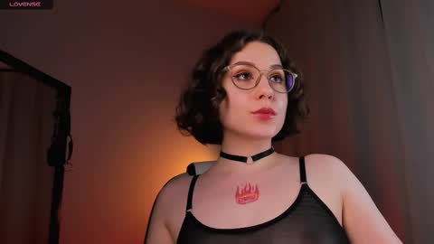 Eva ana Liza online show from 03.04.25