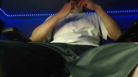 Snapshot of douglas_drake chatting on 04.01.26 douglas_drake online show from 04.01.26