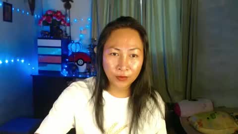 doyouwantme143 online show from 04.17.26