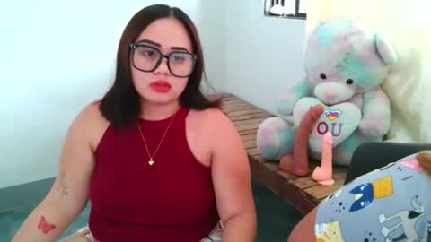 Snapshot of dracarys_hottie chatting on 02.09.26 Dorothy online show from 02.09.26