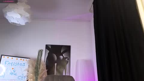 Lisbeth Salander online show from 02.02.26