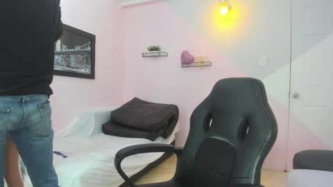 Drake and Zara online show from 11.29.25