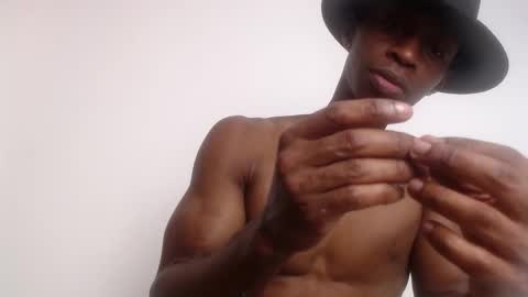 Snapshot of drake_brown_23 chatting on 02.14.26 Drake 23 online show from 02.14.26