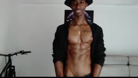 Snapshot of drake_brown_23 chatting on 03.18.26 Drake 23 online show from 03.18.26