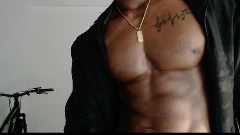 Snapshot of drake_brown_23 chatting on 03.26.26 Drake 23 online show from 03.26.26