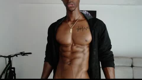 Snapshot of drake_brown_23 chatting on 04.14.26 Drake 23 online show from 04.14.26