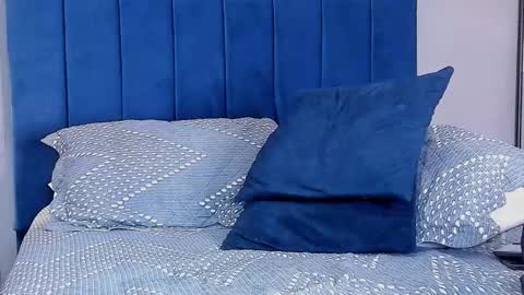 drake_carter1 online show from 10.22.25