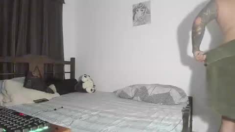 Snapshot of drake_white1 chatting on 02.28.25 drake whitee Independent Model online show from 02.28.25