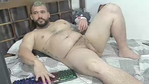 Snapshot of drake_white1 chatting on 03.05.25 drake whitee Independent Model online show from 03.05.25