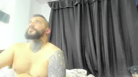 Snapshot of drake_white1 chatting on 05.13.26 drake whitee Independent Model online show from 05.13.26