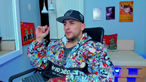 Snapshot of drako_lamar chatting on 12.30.24 Drako online show from 12.30.24