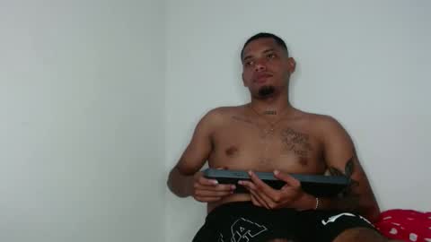 Snapshot of drako_monstercock chatting on 01.27.25 drako_monstercock online show from 01.27.25