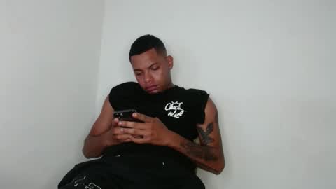 Snapshot of drako_monstercock chatting on 02.10.25 drako_monstercock online show from 02.10.25