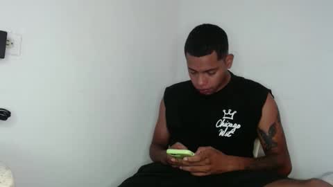 Snapshot of drako_monstercock chatting on 03.09.25 drako_monstercock online show from 03.09.25