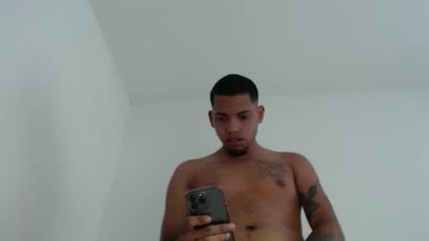 Snapshot of drako_monstercock chatting on 09.22.25 drako_monstercock online show from 09.22.25