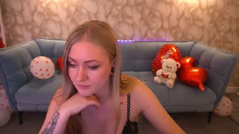 Lina online show from 02.15.26