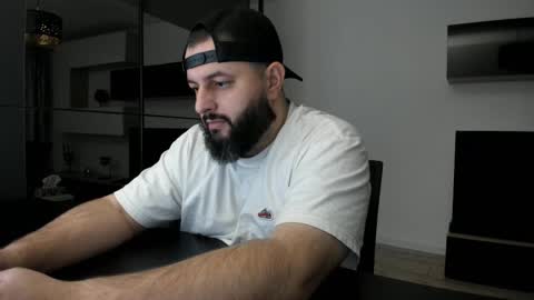 Snapshot of dravenpeak chatting on 02.16.26 DravenPeak online show from 02.16.26