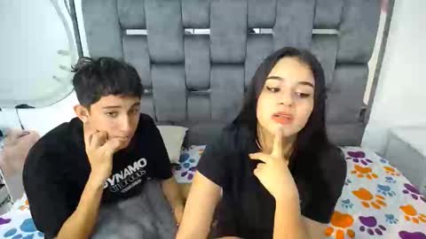 Snapshot of dravith_and_valery chatting on 02.19.25 -- nicolle and jhon -- online show from 02.19.25
