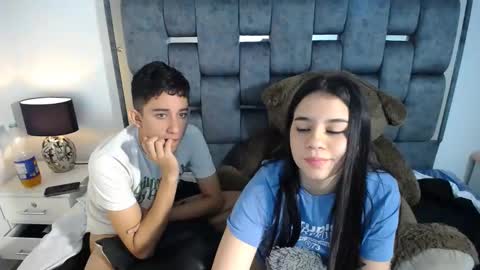 Snapshot of dravith_and_valery chatting on 03.05.25 -- nicolle and jhon -- online show from 03.05.25