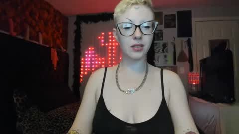 Your Majesty online show from 12.12.24