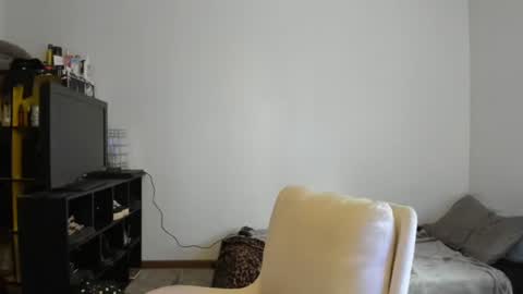 Your Majesty online show from 09.12.25