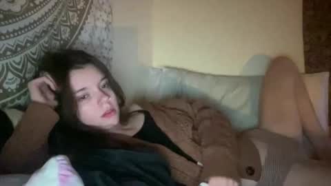 Snapshot of dream1girl_ chatting on 04.10.26 ur dream girl online show from 04.10.26