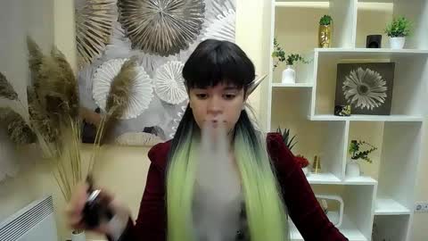 Snapshot of dream_caster_ chatting on 10.07.25 dream caster online show from 10.07.25