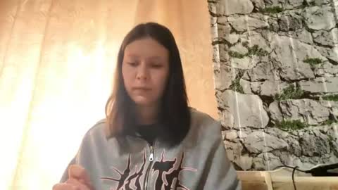 Snapshot of dreamahouseholder chatting on 05.29.26 Elina online show from 05.29.26