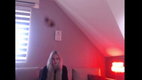 A girl online show from 04.27.26