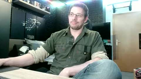 Snapshot of dreamwallker chatting on 10.08.25 Ioannes Paulus the 2nd online show from 10.08.25