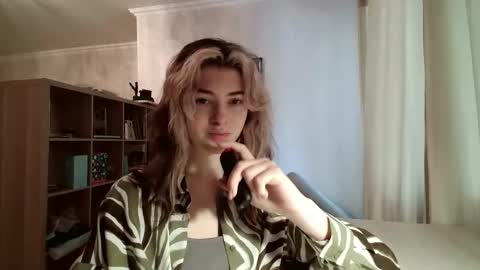 Snapshot of dremazwahlen chatting on 03.03.26 Dia online show from 03.03.26