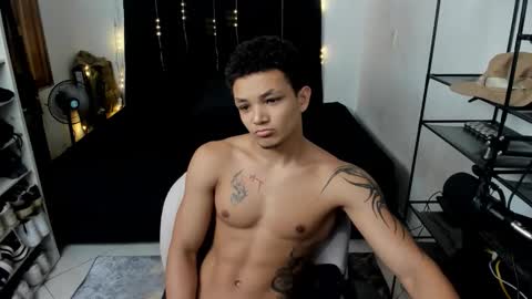 Snapshot of dres4u chatting on 05.25.26 dres4u online show from 05.25.26