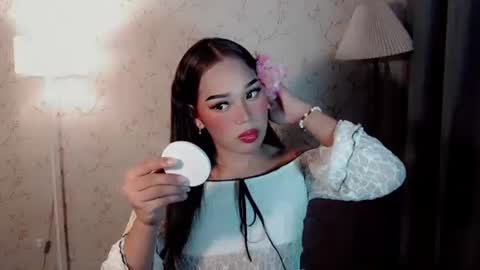 Snapshot of dreyanajones chatting on 10.23.25 Dreyana online show from 10.23.25