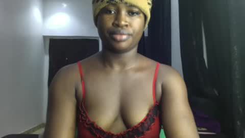 dripping_luna online show from 12.31.24