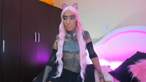 drippyorlove online show from 02.08.25