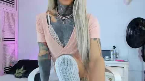 drippyorlove online show from 04.01.26