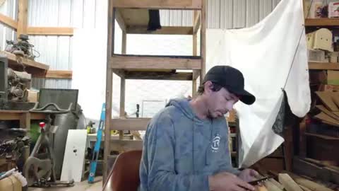 Snapshot of dritylilboy chatting on 06.16.26 Inexperienced catfish online show from 06.16.26