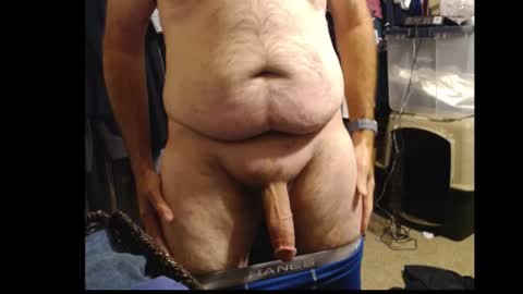 Snapshot of drmbigg chatting on 10.29.25 Hello Hope you enjoy what you see. I love attention in dirty talk and tips thickcock edging precum dirtyTalk C2C online show from 10.29.25