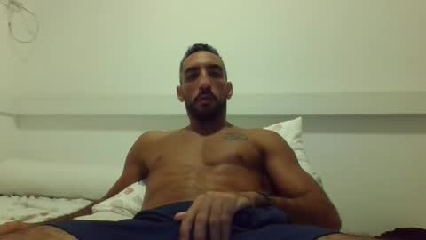 Snapshot of dropbr chatting on 03.03.25 dropbr online show from 03.03.25