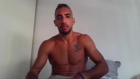 Snapshot of dropbr chatting on 10.08.25 dropbr online show from 10.08.25