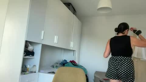 Snapshot of drresa chatting on 07.10.26 Dr. Resa online show from 07.10.26