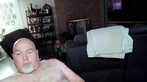 Snapshot of drthomaswayne chatting on 02.19.26 drthomaswayne online show from 02.19.26