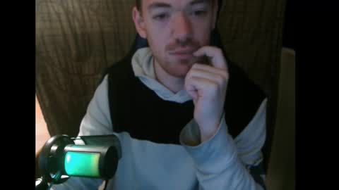 Snapshot of drummerbouy7 chatting on 01.07.26 drummer online show from 01.07.26