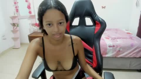 Snapshot of dulce_lan18 chatting on 06.13.26 dulce_lan18 online show from 06.13.26